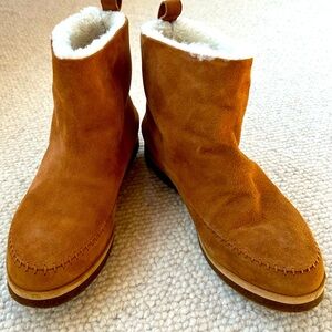 Jenni Kayne Shearling Lined,Suede Upper, Ankle Boot. Size 39.